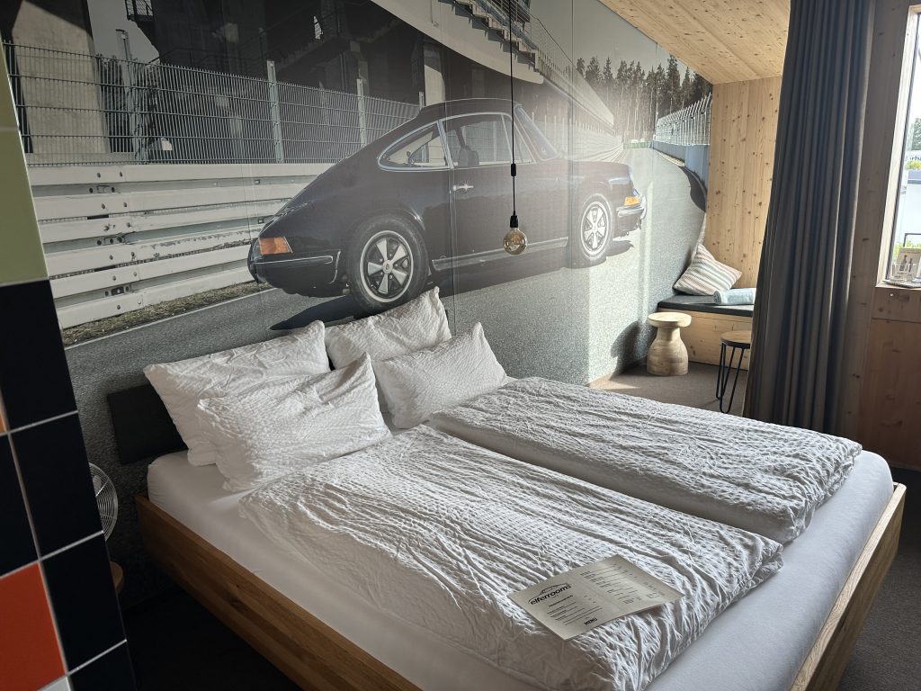 Zimmer im elferroms Hotel