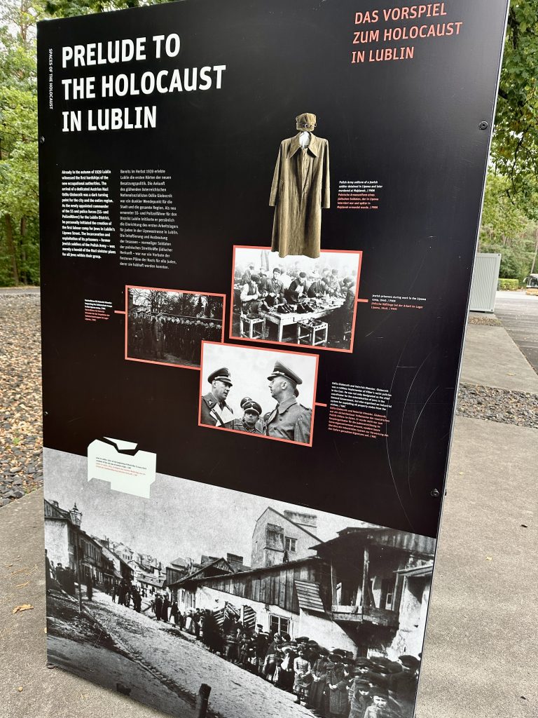 Bergen-Belsen Holocaust Gedenkstätte