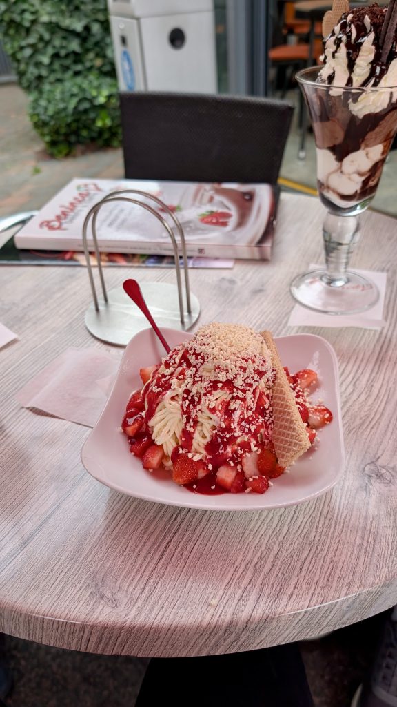Spaghetti Eis im Eiscafé Beninca in Winsen (Aller)