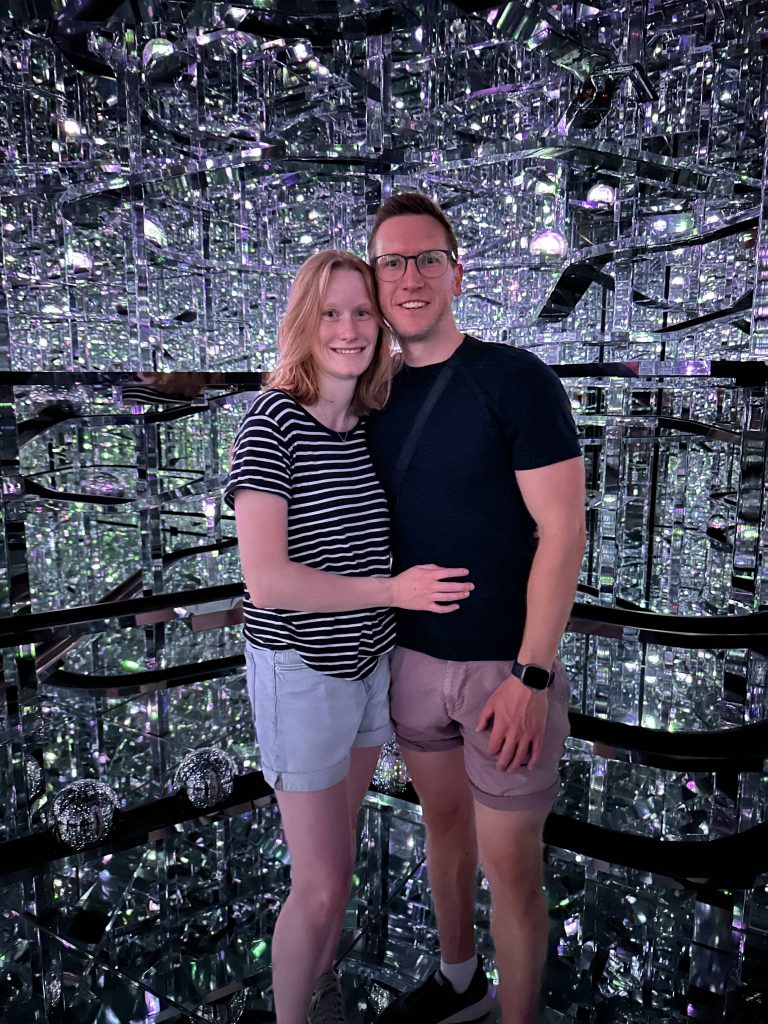 Alina und ich im TeamLab Borderless Tokio