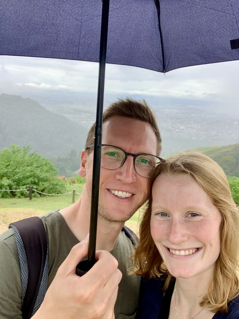Alina und ich auf dem Mount Wakakusa